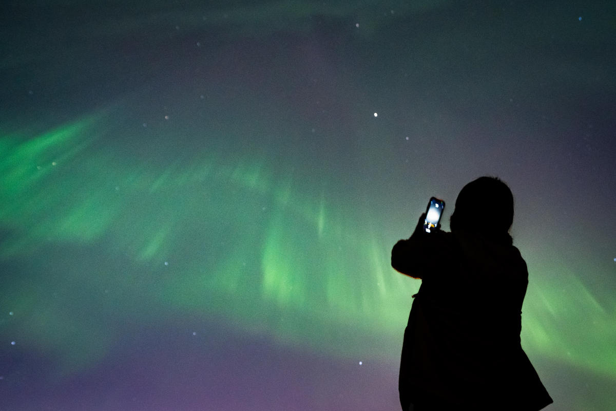 ‘Unreal. What a night. What a show’: Dazzling northern lights display over Canada leave viewers awestruck