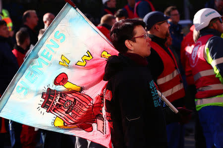 Siemens workers protest in Berlin, Germany, November 17, 2017. REUTERS/Pawel Kopczynski