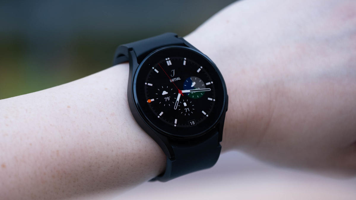 Samsung brings Twitter trends to your wrist with new watch face