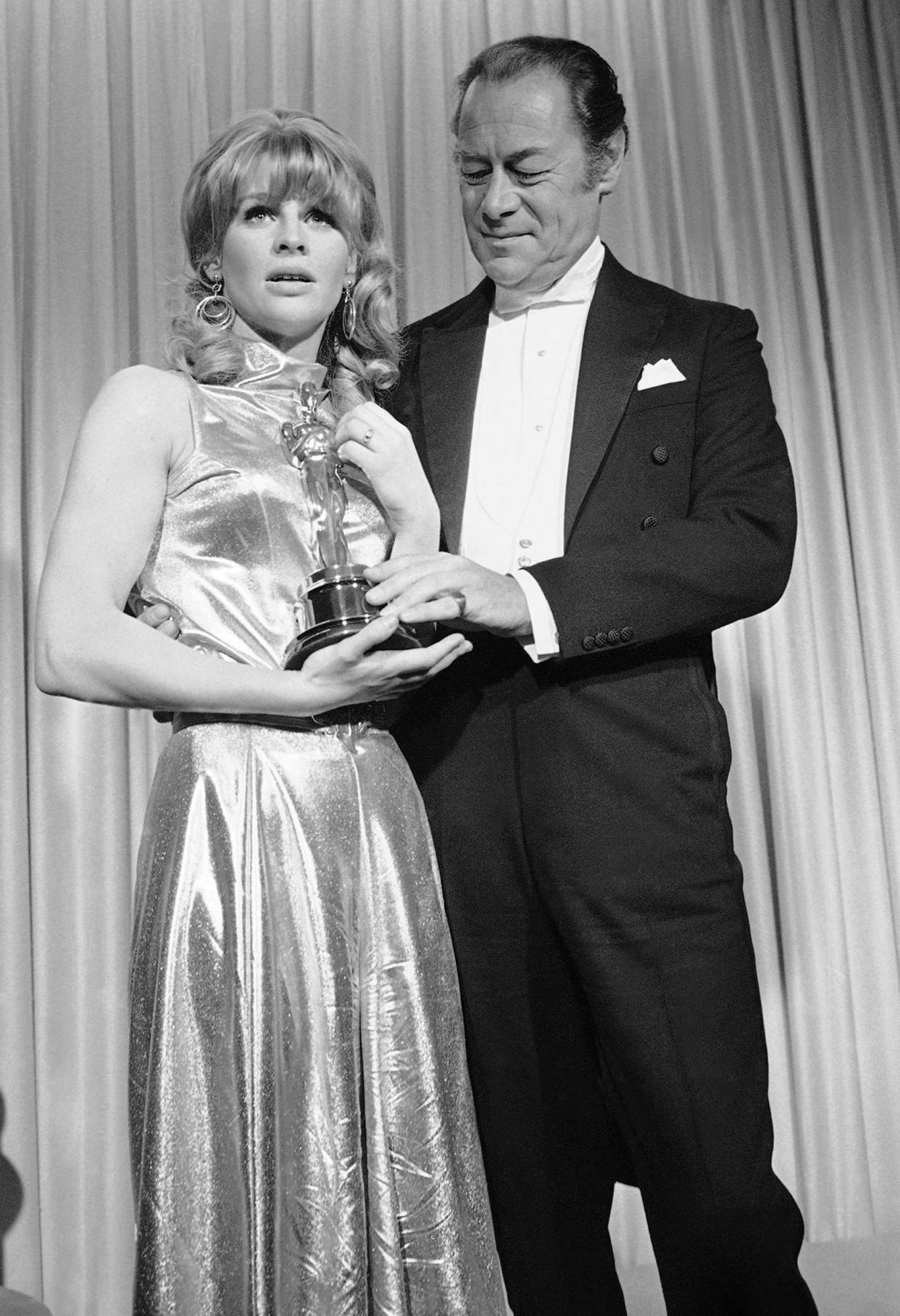 Julie Christie Oscars 1966 (Anonymous / AP)