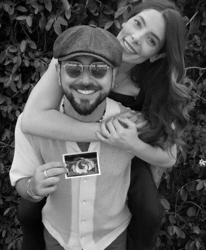 Ashley Greene y Paul Khoury 