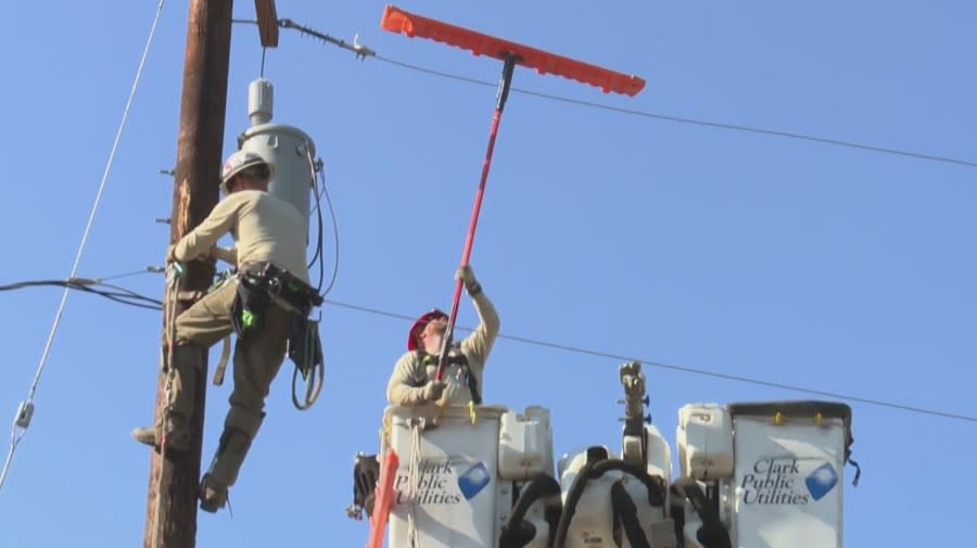 ‘Got to pace yourself’: Clark County utility workers hold the line amid ...