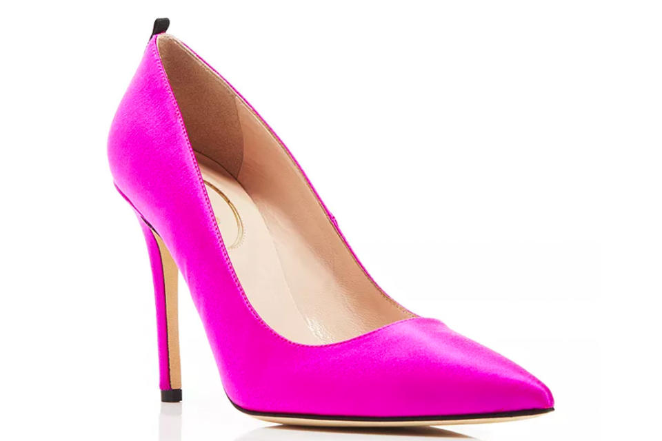 pink heels, pumps, sjp