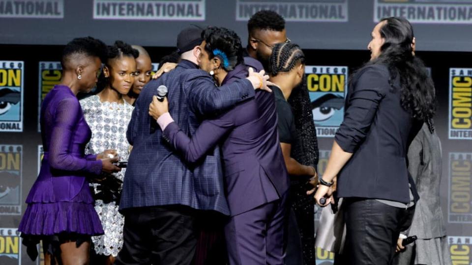 marvel-black-panther-wakanda-forever-comic-con