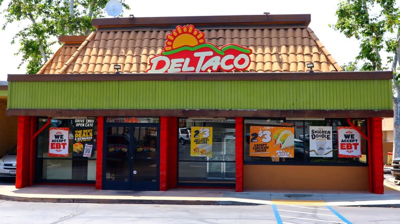 Exterior view of Del Taco restaurant