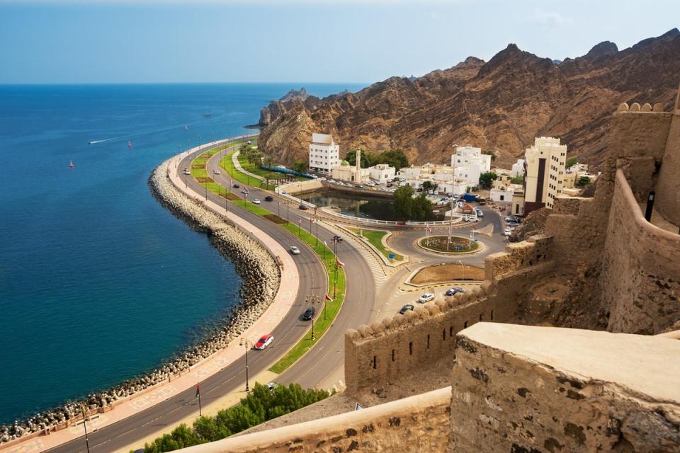 Stroll the Corniche of Mutrah (Getty Images/iStockphoto)