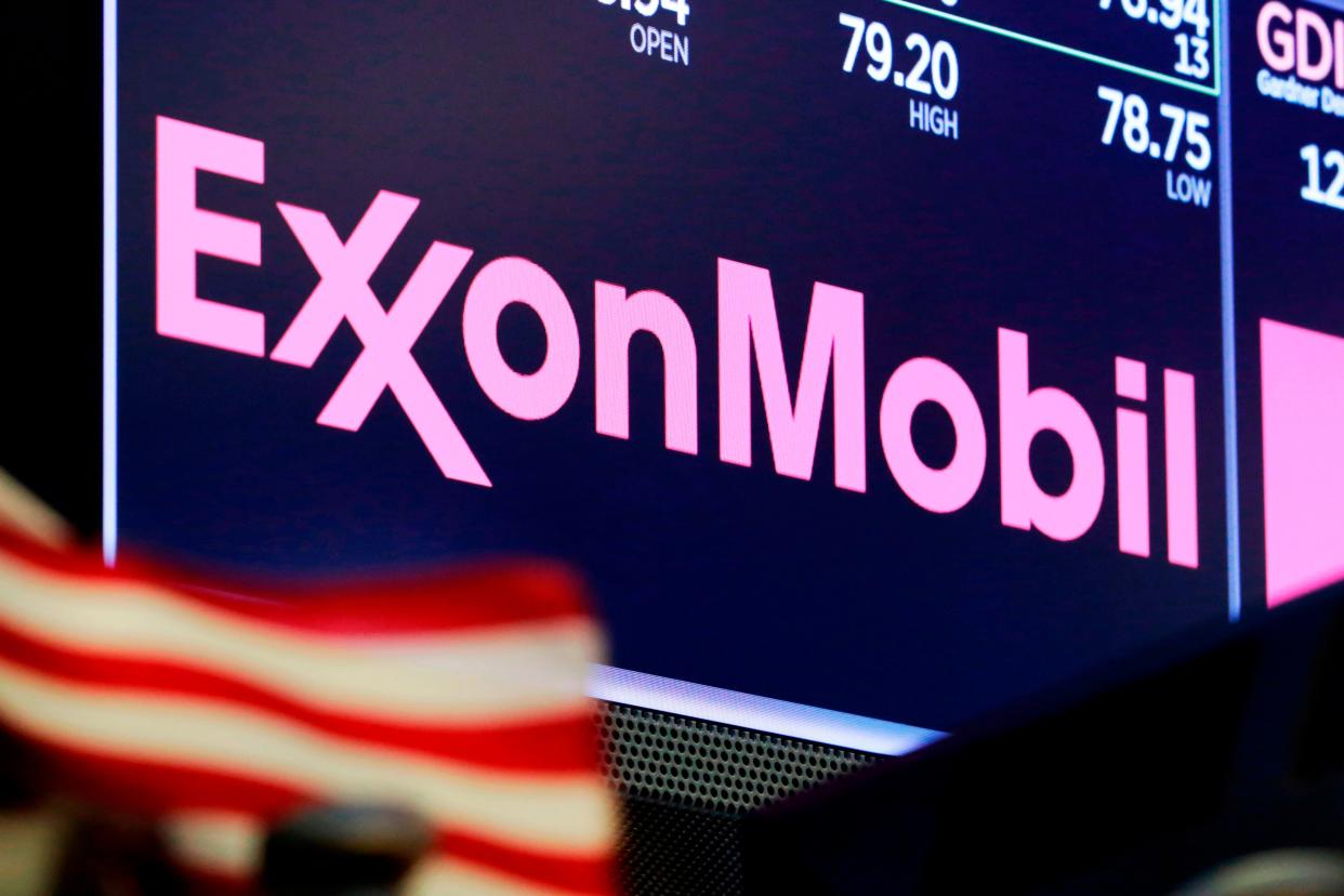 <p>Exxon-Climate Board Fight</p> (AP)