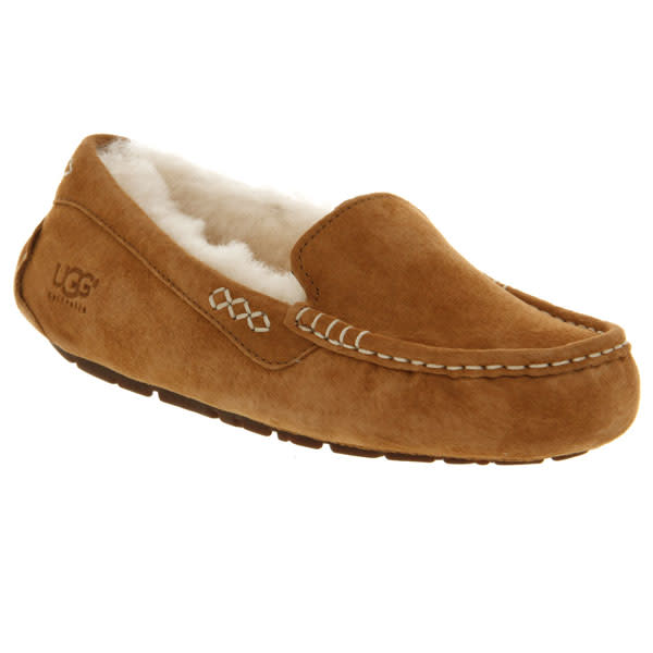 <b>Snow style:</b> We feel cosy just looking at these Ugg beauties, £80 <a href="http://www.uggaustralia.co.uk/womens-ansley-travel-moccasins-uk/3312,en_GB,pd.html?dwvar_3312_color=MAH&start=1&cgid=womens-slippers#.UPkxyWcnh8E" rel="nofollow noopener" target="_blank" data-ylk="slk:uggaustralia.co.uk;elm:context_link;itc:0;sec:content-canvas" class="link ">uggaustralia.co.uk</a>