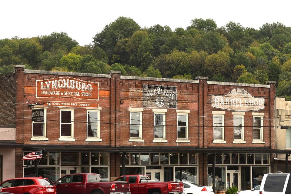 Lynchburg Hardware and General Store, Jack Daniel's and Barrel shop in the traditional commercial block close to the Jack Daniels Distillery.