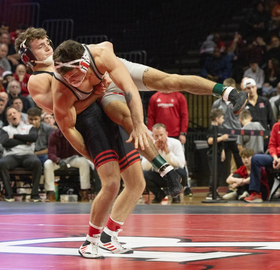 Dylan Shawver (R) defeats Nic Bouzakis 5-4. Rutgers Wrestling takes on Ohio State in Piscataway NJ on February 4, 2024.