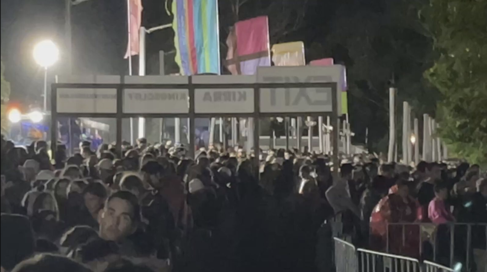 Splendour in the Grass attendees try to leave the venue after Saturday night. Source: Nine News 