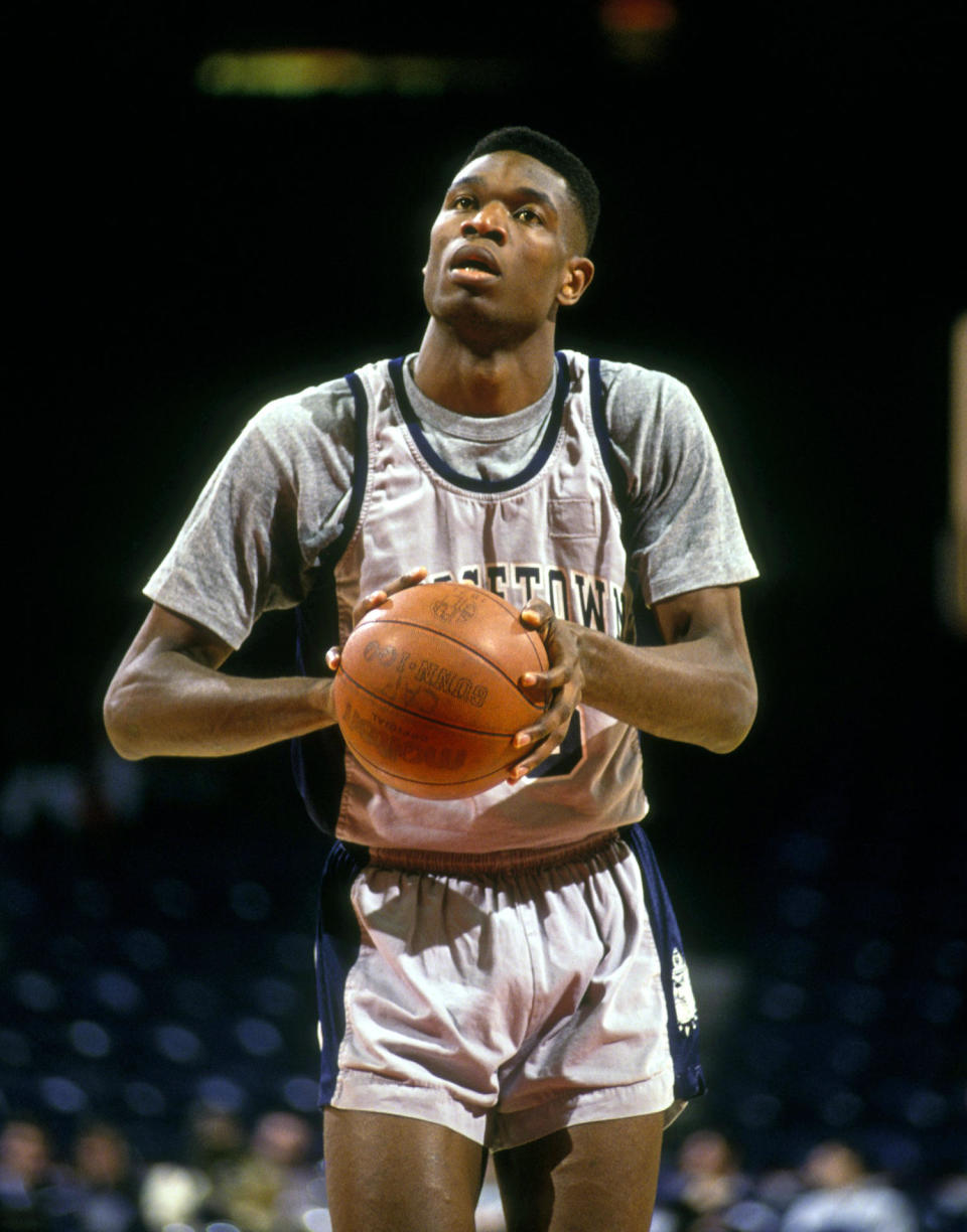 Dikembe Mutombo Georgetown Hoyas (Mitchell Layton / Getty Images)