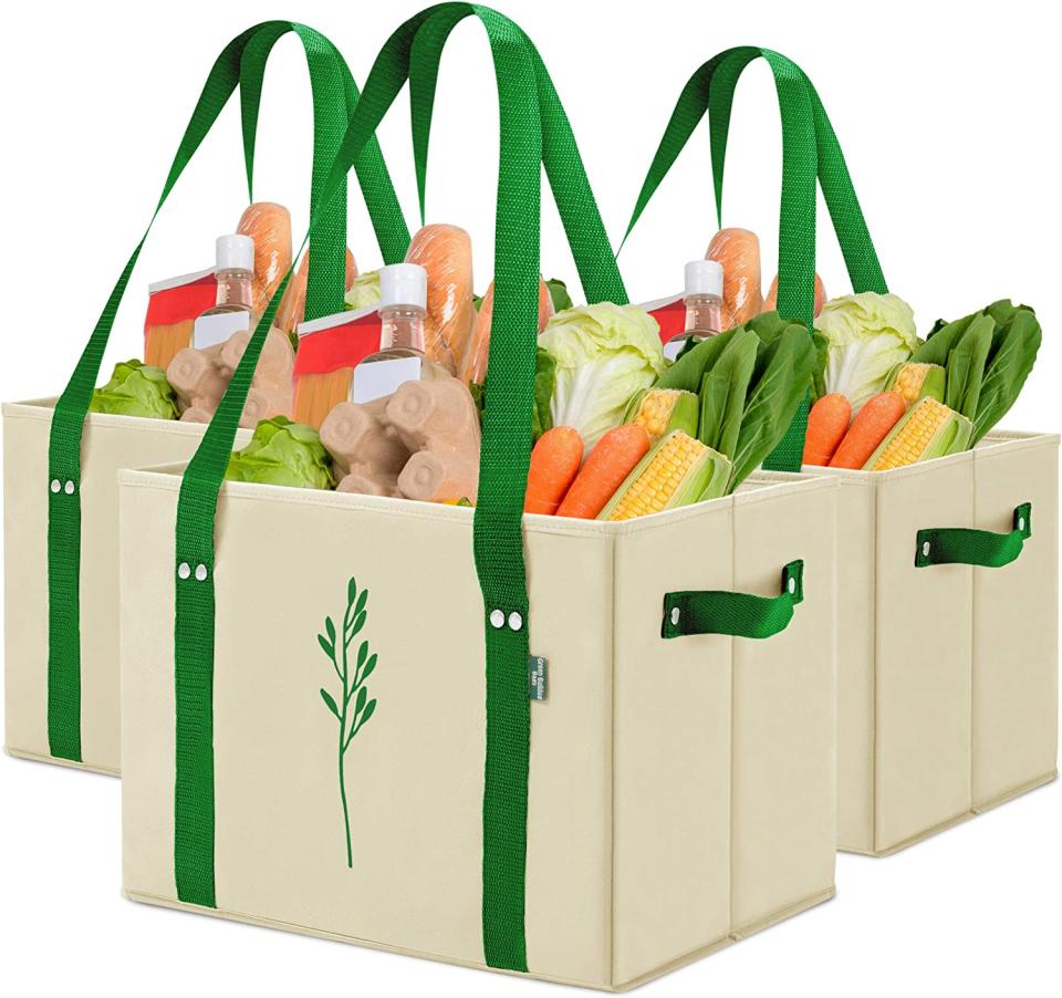 green bulldog grocery bags