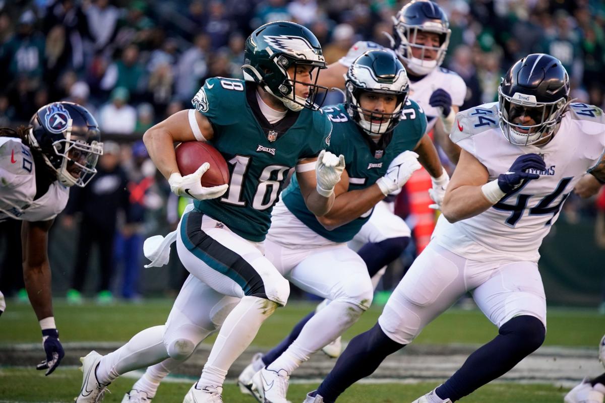 Philadelphia Eagles vs. New England Patriots Notebook: Status Quo, Nakobe  Dean Injured, RB1 Emering? - Sports Illustrated Philadelphia Eagles News,  Analysis and More