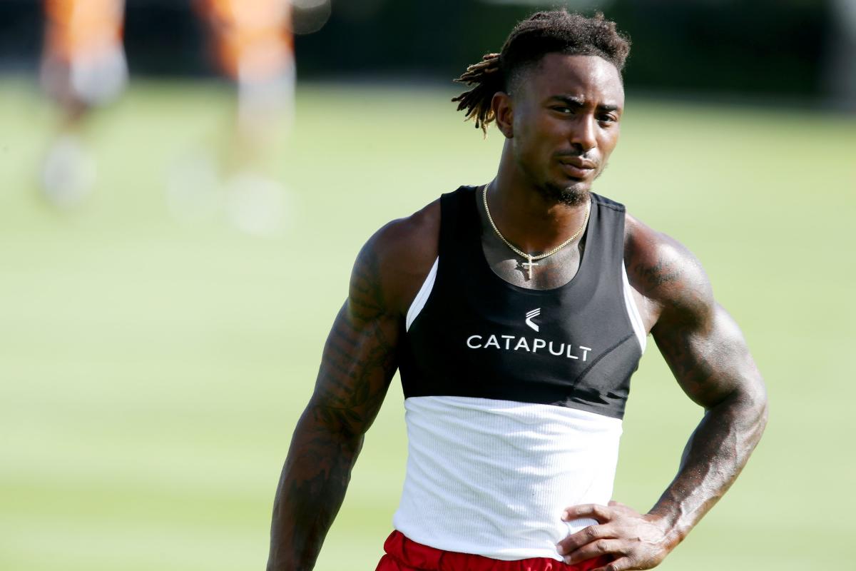 Bucs safety Jordan Whitehead to play with 'significant tear' in