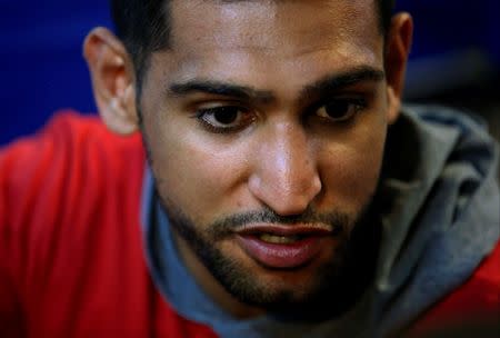 Boxing - Amir Khan training ahead of his WBC Middleweight Title challenge against Saul 'Canelo' Alvarez - Las Vegas, United States of America - 4/5/16 Amir Khan before the workout Mandatory Credit: Action Images via Reuters / Andrew Couldridge Livepic EDITORIAL USE ONLY.