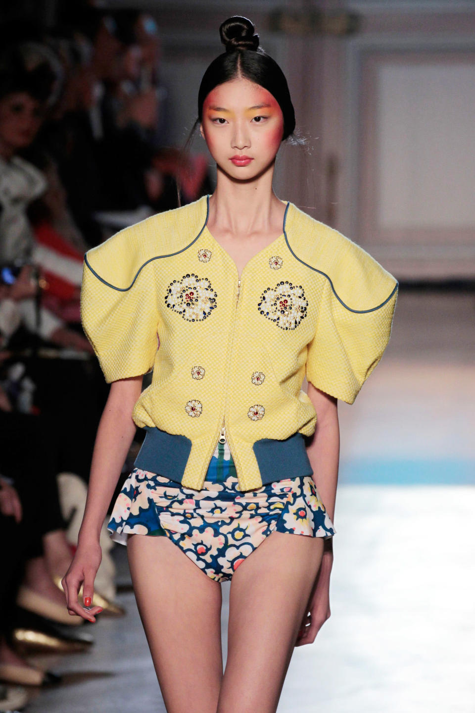 Défilé Tsumori Chisato collection printemps/été 2013.