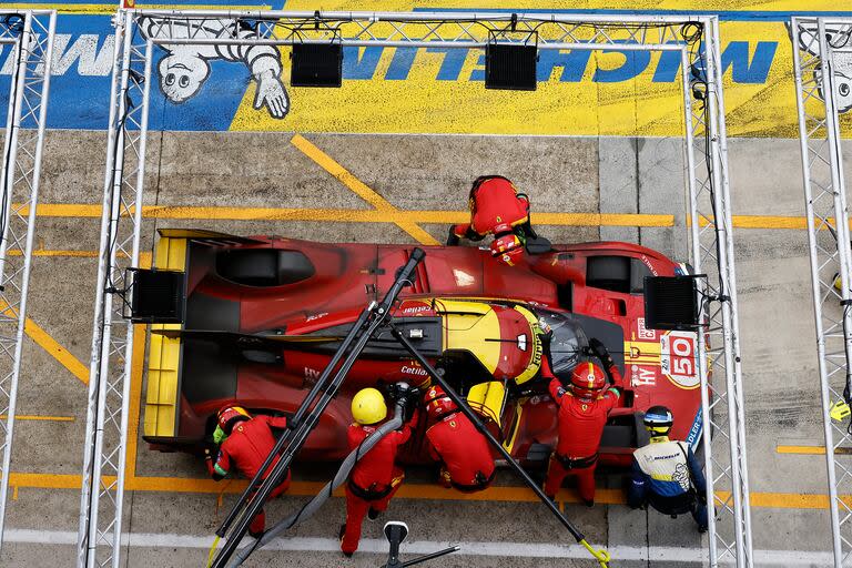 El Ferrari N°50 ensayó tres detenciones menos que el auto N°7 de Toyota Gazoo Racing en las 24 Horas de Le Mans; la diferencia en la pista, apenas fue de 14 segundos