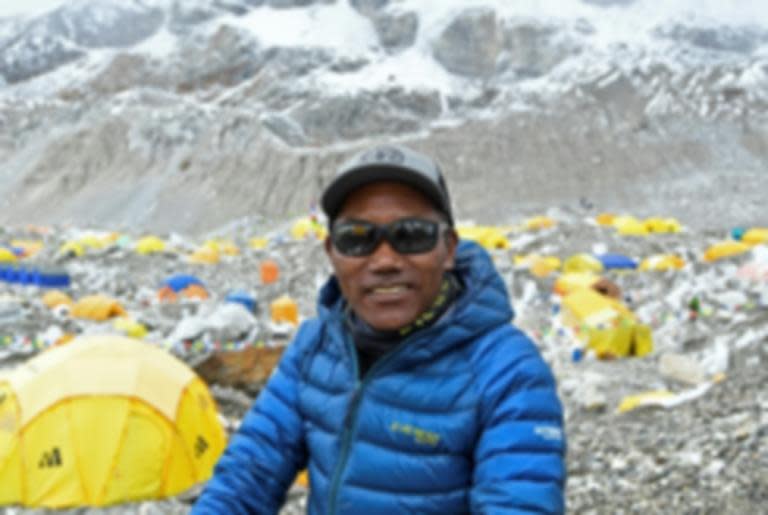 尼泊爾嚮導27次攀上聖母峰 刷新世界紀錄