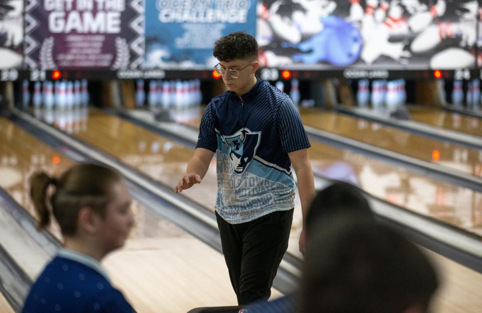 Freehold Township senior Joe Dominguez (pictured) won the Shore Conference Tournament boys individual championship at Ocean Lanes, Lakewood, with a 691 series, a 278 in the elimination round and a 224 in the stepladder final to best the 181 by Toms River East’s Anthony Alston on Tuesday, Feb. 6, 2024. Alston had a 692 series and 268 elimination. Other top finishers: Jake Diaz of Howell, Ryan Maillard of Toms River East, Matt Jinks of Donovan Catholic, Donaven Kline of Wall, Jason Bennett of Colts Neck and Brendan Schumm of Toms River North. Schumm had high series (707) and high game (290).