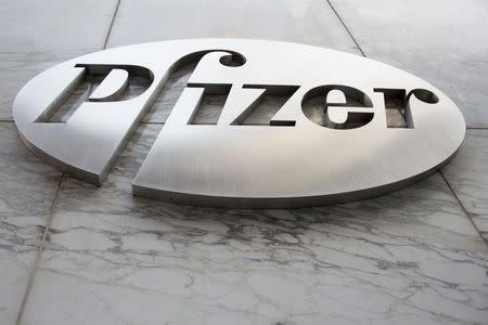 The Pfizer logo is seen at their world headquarters in New York April 28, 2014. REUTERS/Andrew Kelly
