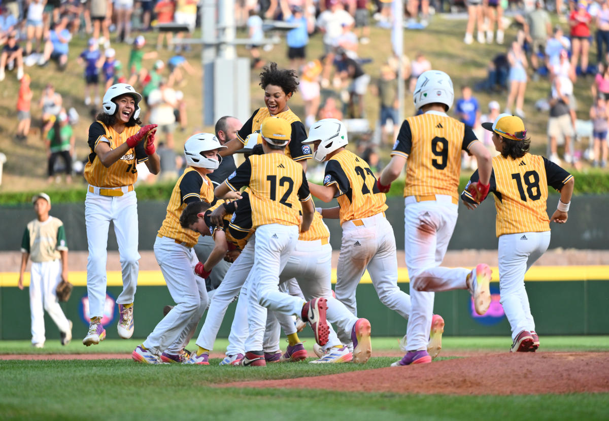 Little League World Series: Florida wins extra-innings championship thriller over Taiwan on chaotic walk-off bunt