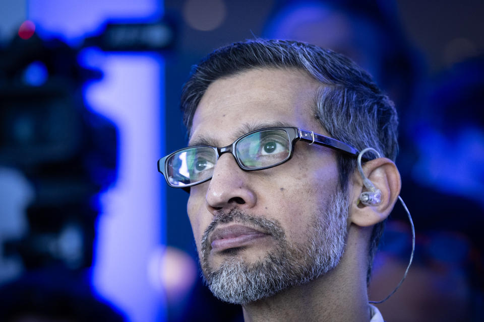 Alphabet Inc. a generálny riaditeľ spoločnosti Google Sundar Pichai sa zúčastňujú inaugurácie centra umelej inteligencie (AI) Google v Paríži 15. februára 2024. (Foto: ALAIN JOCARD / AFP) (Foto: ALAIN JOCARD/AFP cez Getty Images)