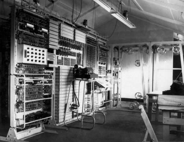 <p>Il Colossus fu il primo computer elettronico digitale programmabile. Gli inglesi lo riuscirono ad utilizzare per avere un valido aiuto nella decrittazione. (Getty) </p>