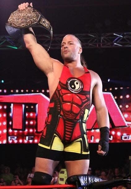 Rob Van Dam, from Battle Creek, will be featured in Battle In The Creek, a pro wrestling event at Kellogg Arena on Saturday.
