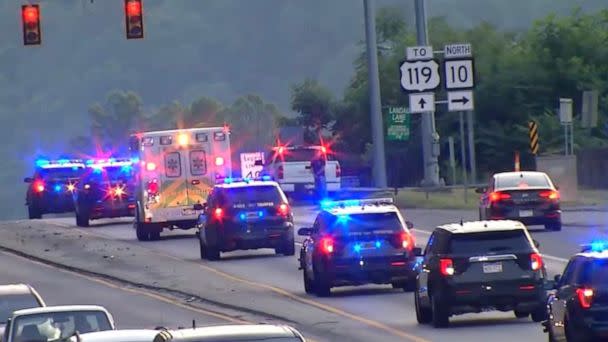 PHOTO: The procession for fallen West Virginia State Trooper Sgt. Cory Maynard (CREDIT: WCHS)