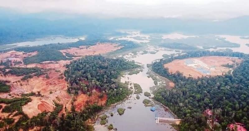 A picture of Tasik Chini which recently went viral shows mining activity taking place in the vicinity of the lake. — Picture via Facebook