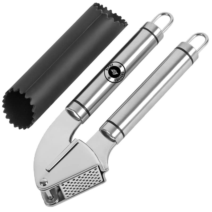 Alpha Grillers Garlic Press. (Photo: Amazon)