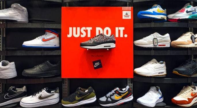 Acciones de Nike suben con lanzamiento de productos olímpicos