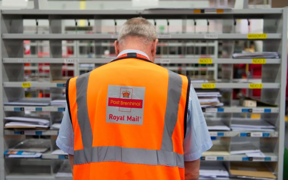 Royal Mail faces union battle over plans to cut 700 jobs