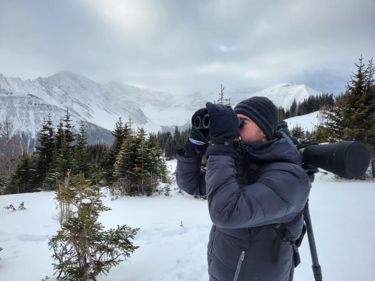 At 20, Gavin McKinnon runs tours through his company, Meadowlark Birding Tours.  (David Scott - image credit)