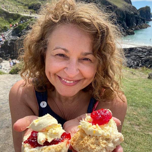 nadia-sawalha-scones