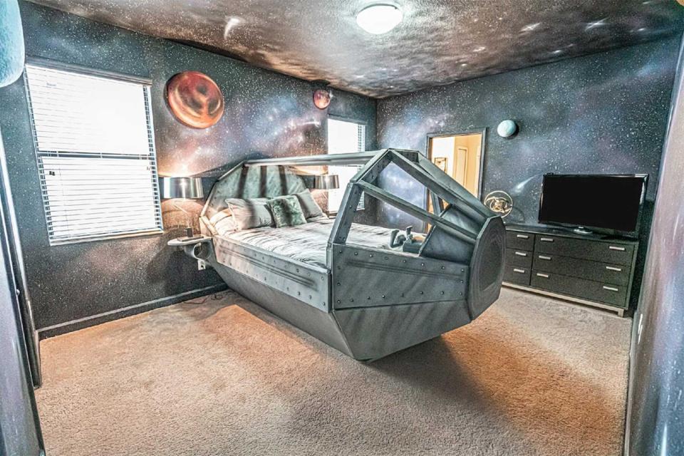 Star Wars Twelve Parsecs Airbnb