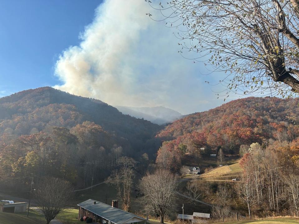 Photos of the East Fork Fire in Jackson County the morning of Nov. 6, 2023.