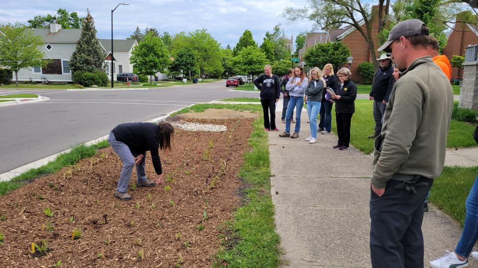 Join the ODC Network for Volunteer Rainscaping Training from 10-11:30 a.m. Tuesdays, May 7 and 21.