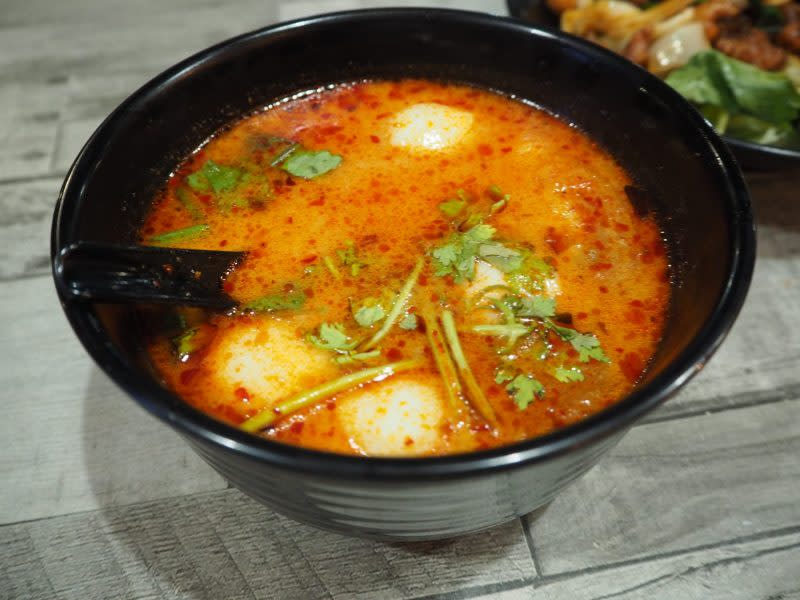 LeWu Cafe – A picture of Seafood Tom Yum Soup