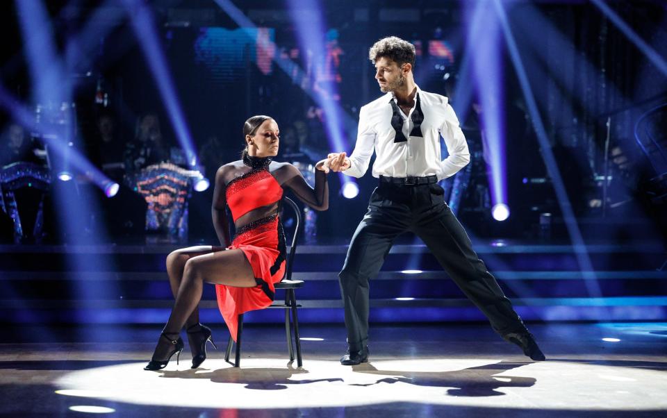 Ellie Leach and Vito Coppola danced the Argentine tango