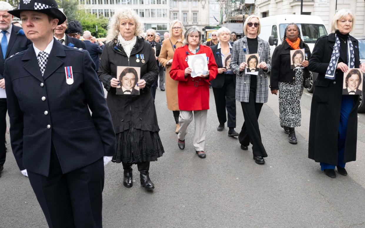 Former WPC friends and colleagues form a guard of honour