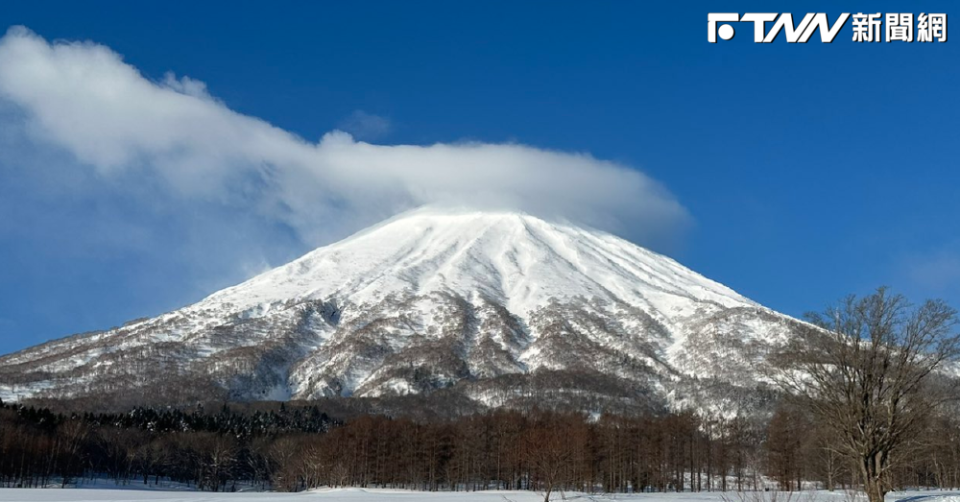 北海道西南部的羊蹄山今早傳出雪崩。（圖／ta_chang x）