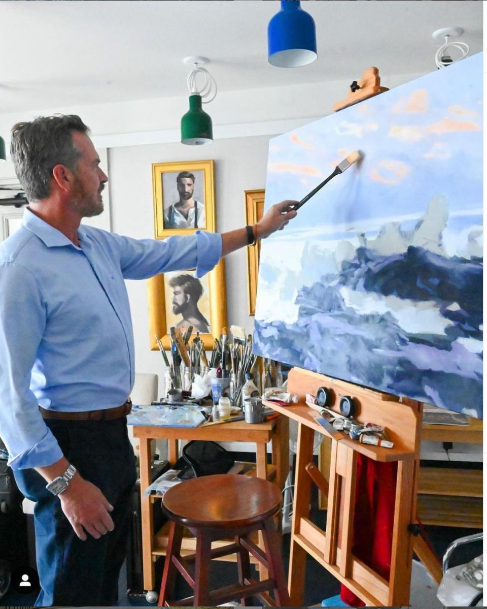 Ric Della Bernarda is the Artist in Residence at Cliff House Maine in Cape Neddick where he maintains a working studio.