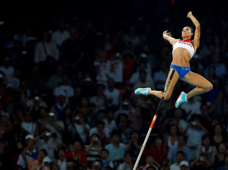 Yelena Isinbayeva of Russia competes during the women's pole vault final of the athletics competition in the National Stadium at the Beijing 2008 Olympic Games in China August 18, 2008. REUTERS/Mike Blake