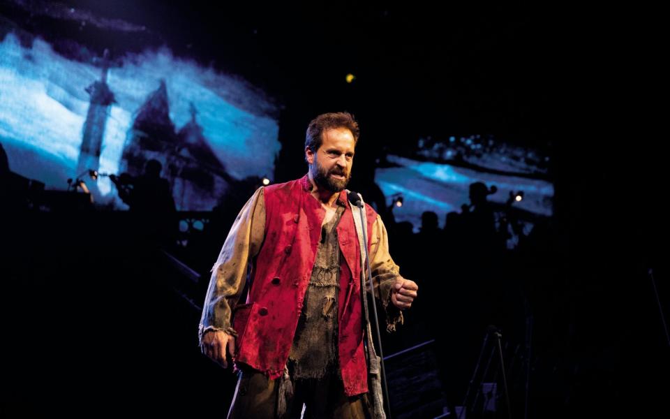 Alfie Boe as Jean Valjean in Les Misérables, 2019 - Matt Murphy