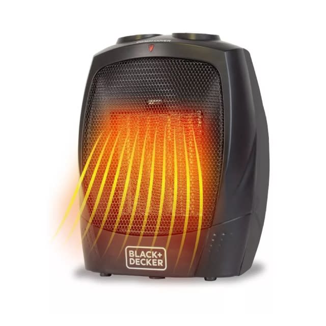 BLACK+DECKER Personal Heater: $25, Heats Up Freezing Room in Minutes