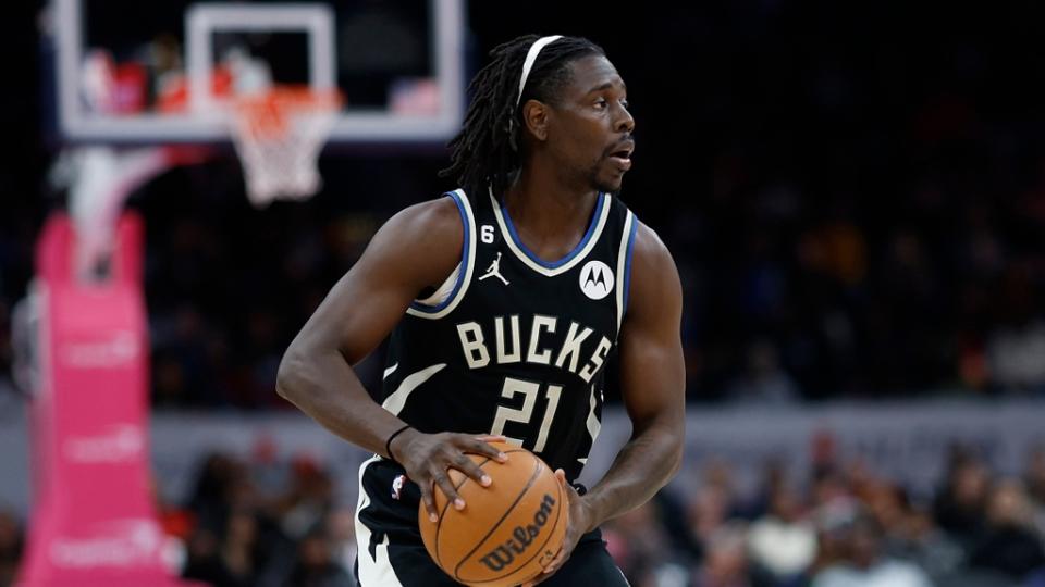 Milwaukee Bucks guard Jrue Holiday (21) holds the ball against the Washington Wizards at Capital One Arena.