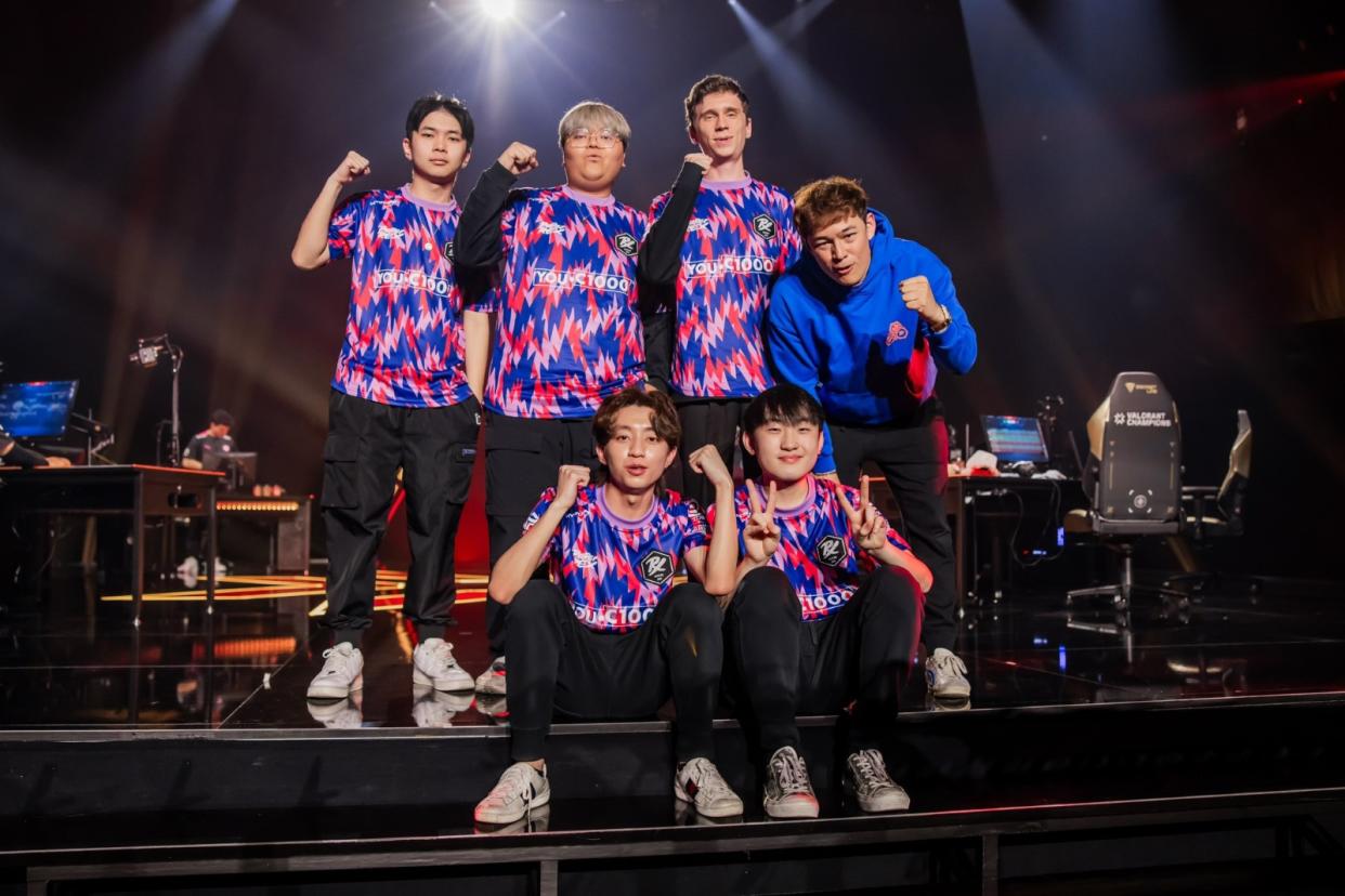 Singaporean VALORANT powerhouse Paper Rex advanced to the Playoffs of VALORANT Champions 2023 with a 2-0 sweep over China's EDward Gaming in the Group Stage Winner's Match of Group A. (Photo: Paper Rex)