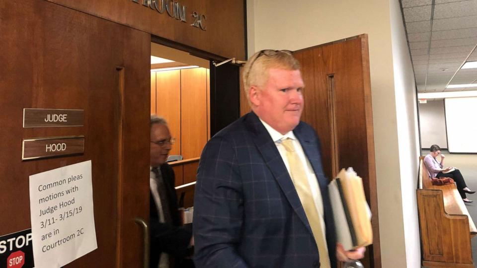 PHOTO: In this undated file photo, Alex Murdaugh, fourth generation of a powerful South Carolina dynasty and owner of a boat involved in a fatal accident, leaves a hearing in a personal injury lawsuit at the Richland County Courthouse. (John Monk/The State/TNS via Newscom, FILE)